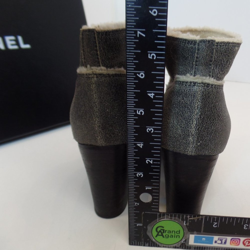 Classy Chanel Ankle Leather Booties/Shooties Shearling Lined Made in Italy 39.5 - Picture 14 of 15